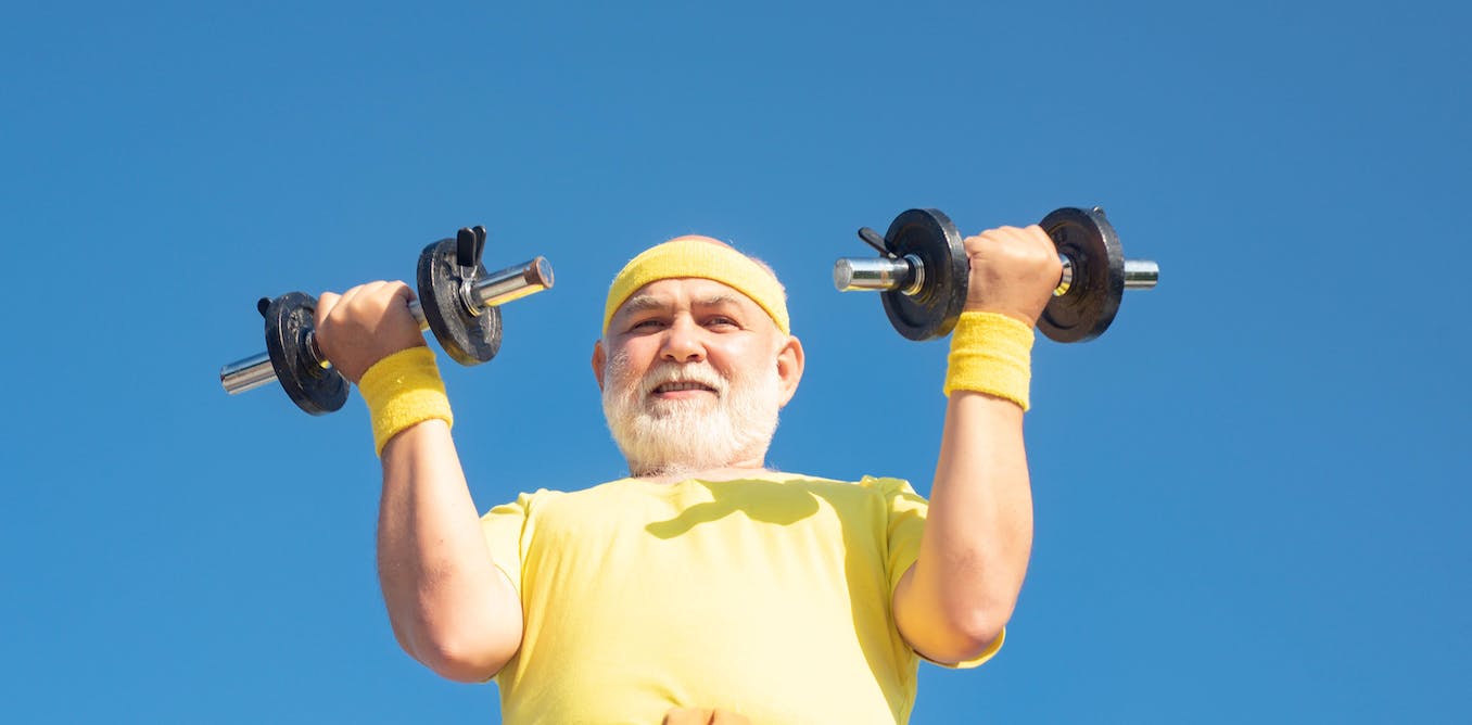 Featured image for “Lifting weights once a week linked to reduced risk of premature death – new study”